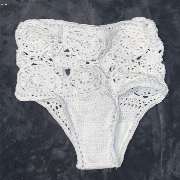 Beautiful Crochet Bikini Never Worn! - Picture 3 of 4